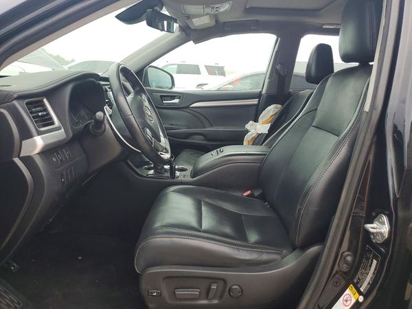 2018 TOYOTA HIGHLANDER — DENT