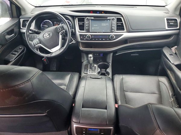 2018 TOYOTA HIGHLANDER — CKPT