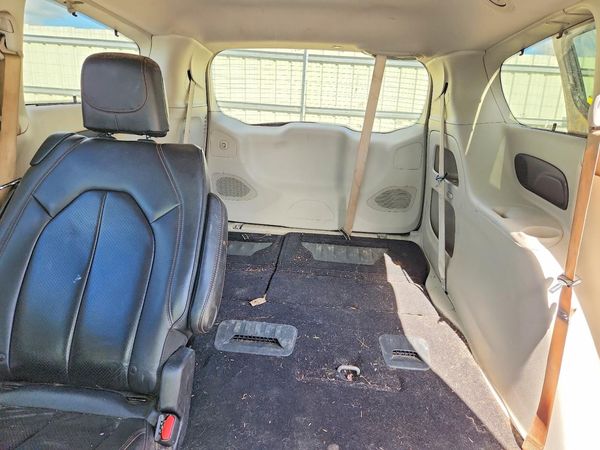 2018 CHRYSLER PACIFICA Touring L Plus — SUVN