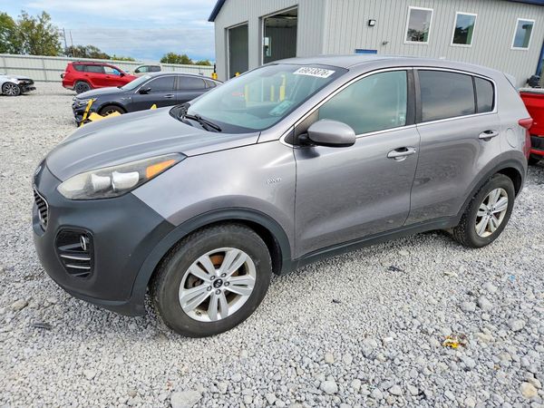 2017 KIA SPORTAGE — Front 3/4