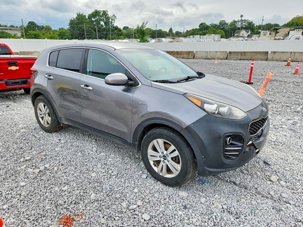 2017 KIA SPORTAGE — Passenger 3/4