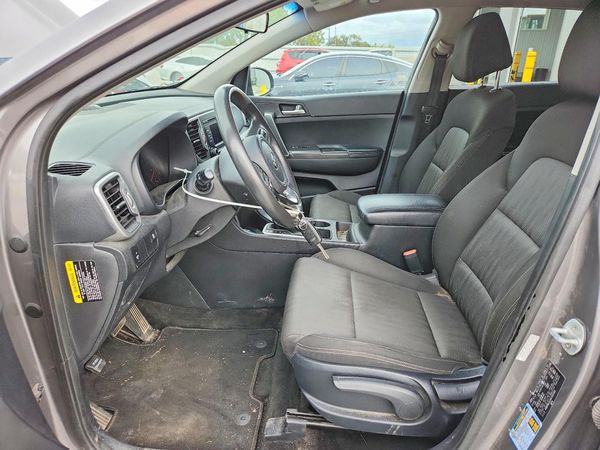 2017 KIA SPORTAGE — DENT