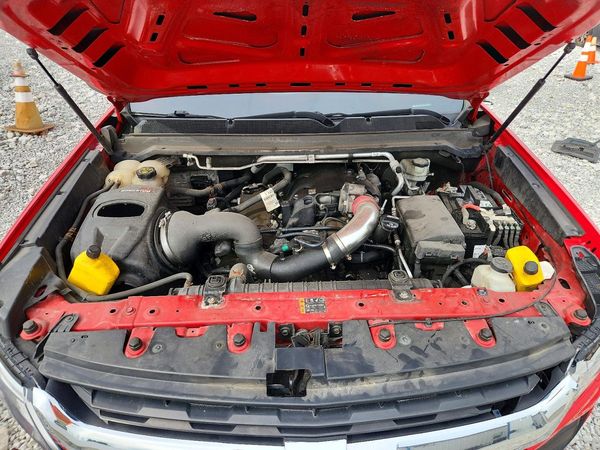 2017 CHEVROLET COLORADO Work Truck — Engine bay