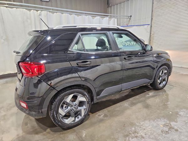 2026 HYUNDAI VENUE SEL, SEL w/ 2-Tone Roof — PSRA