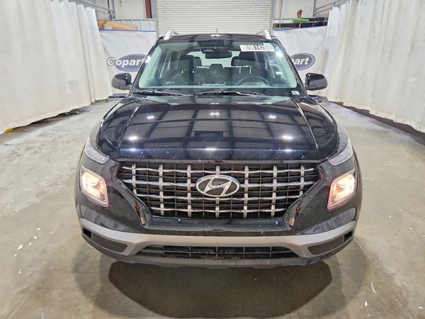 2026 HYUNDAI VENUE SEL, SEL w/ 2-Tone Roof — DIRF