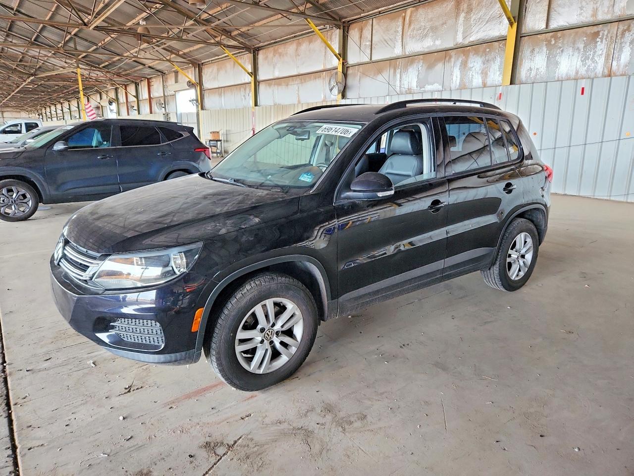 2017 VOLKSWAGEN TIGUAN S, Limited — Front 3/4
