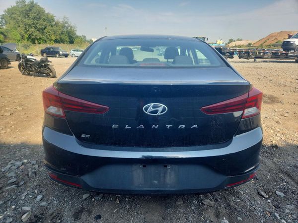 2019 HYUNDAI ELANTRA SE — DIRR