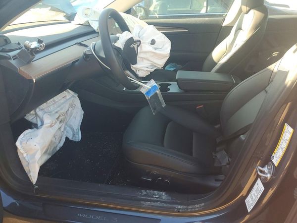 2022 TESLA MODEL 3 — DENT