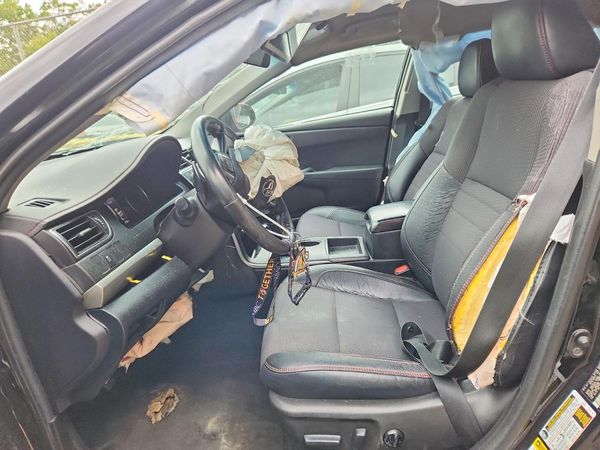 2016 TOYOTA CAMRY — DENT