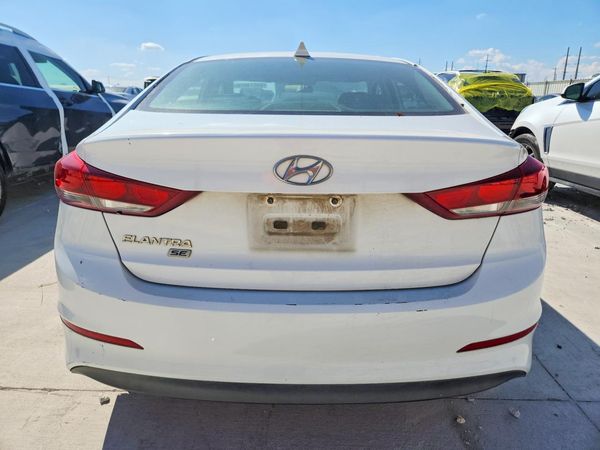 2017 HYUNDAI ELANTRA SE Base — DIRR