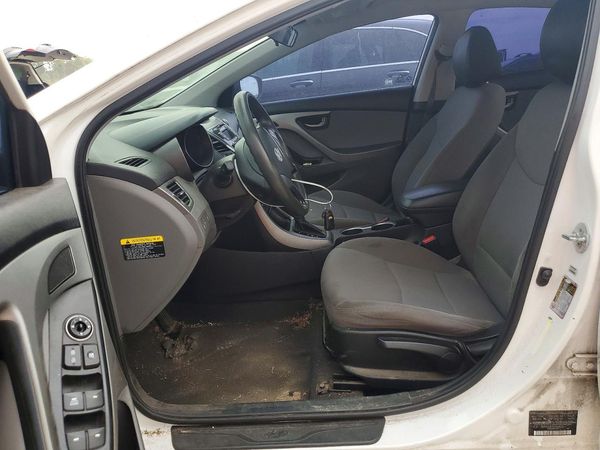 2014 HYUNDAI ELANTRA GLS(Middle) — DENT