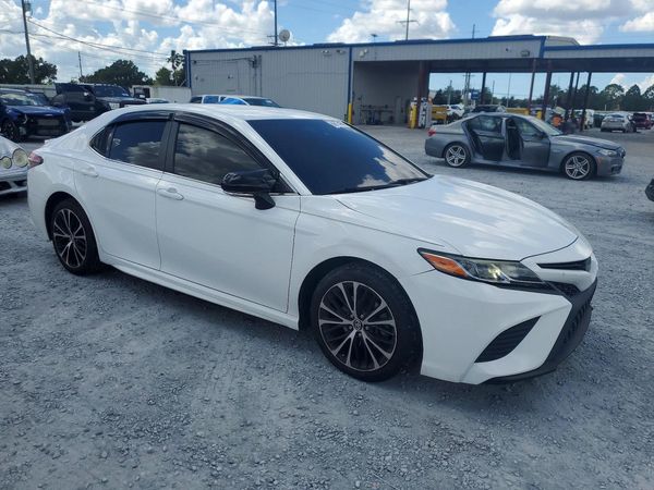 2018 TOYOTA CAMRY L/LE/SE/XLE — Passenger 3/4
