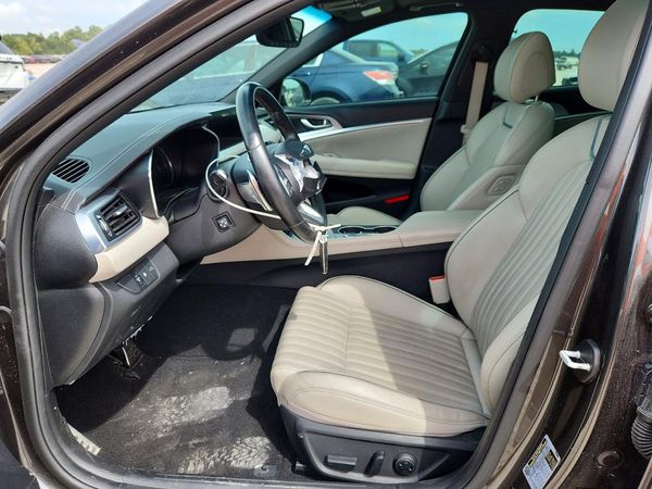 2023 GENESIS G70 — DENT