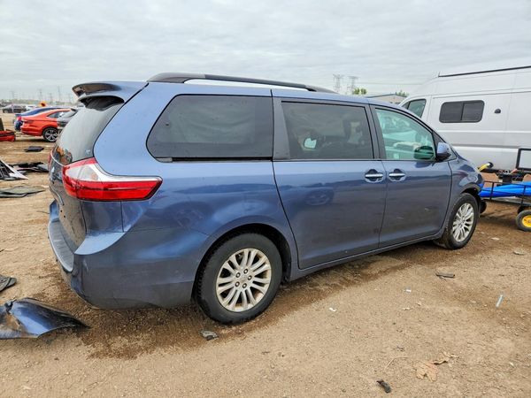2015 TOYOTA SIENNA — PSRA