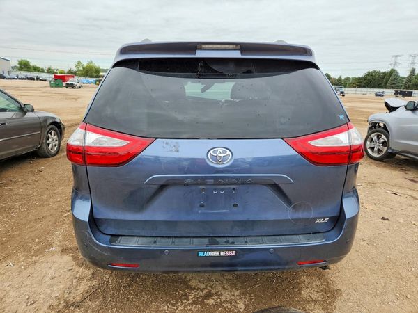 2015 TOYOTA SIENNA — DIRR