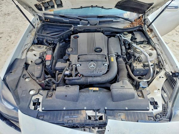 2015 MERCEDES-BENZ SLK SLK250 — Engine bay