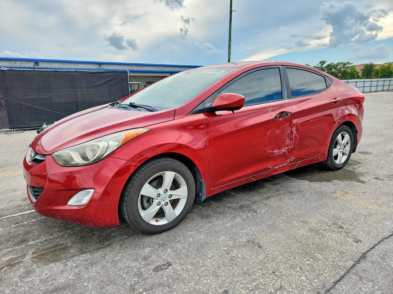2013 HYUNDAI ELANTRA — Front 3/4