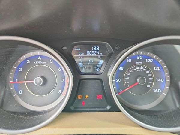 2013 HYUNDAI ELANTRA — ODOM