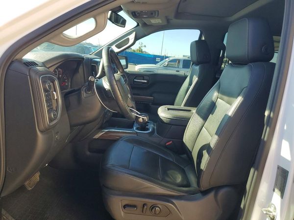 2019 CHEVROLET SILVERADO Trail Boss - LT — DENT