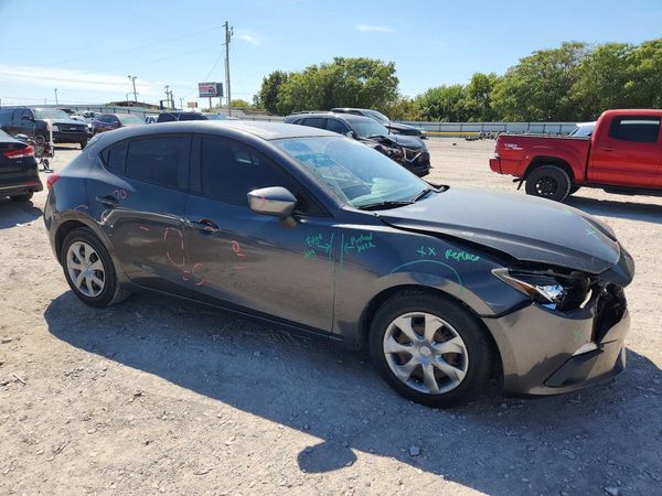 2014 MAZDA 3 Sport/GX — Passenger 3/4