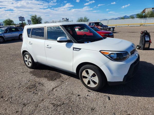 2016 KIA SOUL — Passenger 3/4