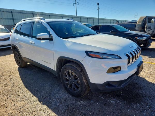 2014 JEEP CHEROKEE Latitude — Passenger 3/4