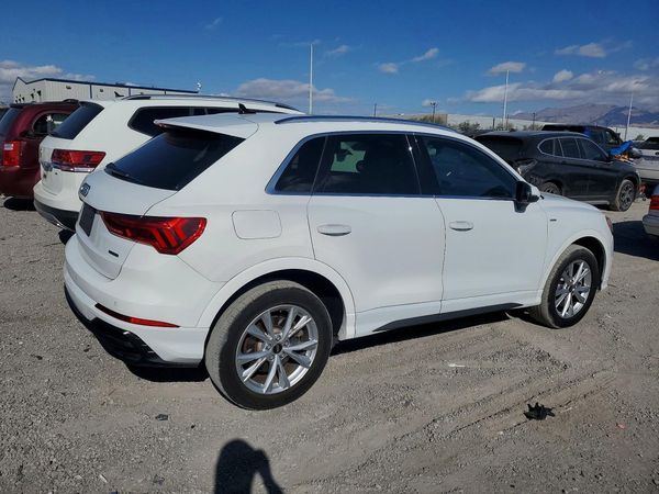 2022 AUDI Q3 S Line quattro Premium