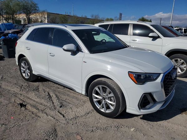 2022 AUDI Q3 S Line quattro Premium