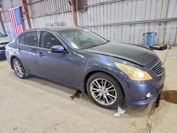 2012 INFINITI G37 — Passenger 3/4