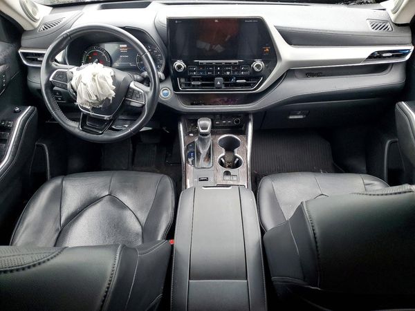 2021 TOYOTA HIGHLANDER Platinum — CKPT