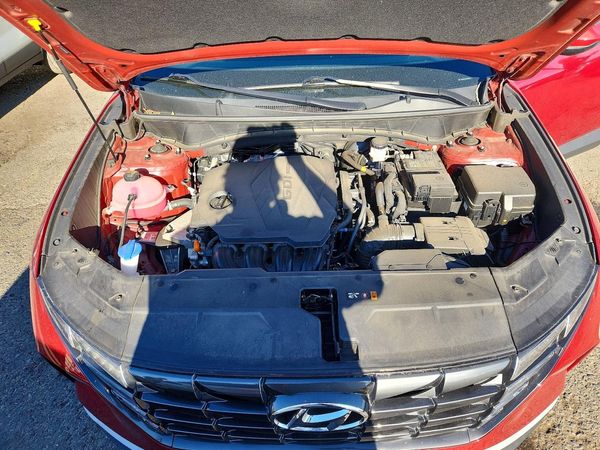 2024 HYUNDAI TUCSON — Engine bay