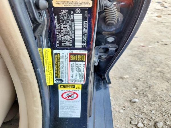 2012 TOYOTA CAMRY — VINS