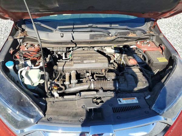 2018 HONDA CRV EX — Engine bay