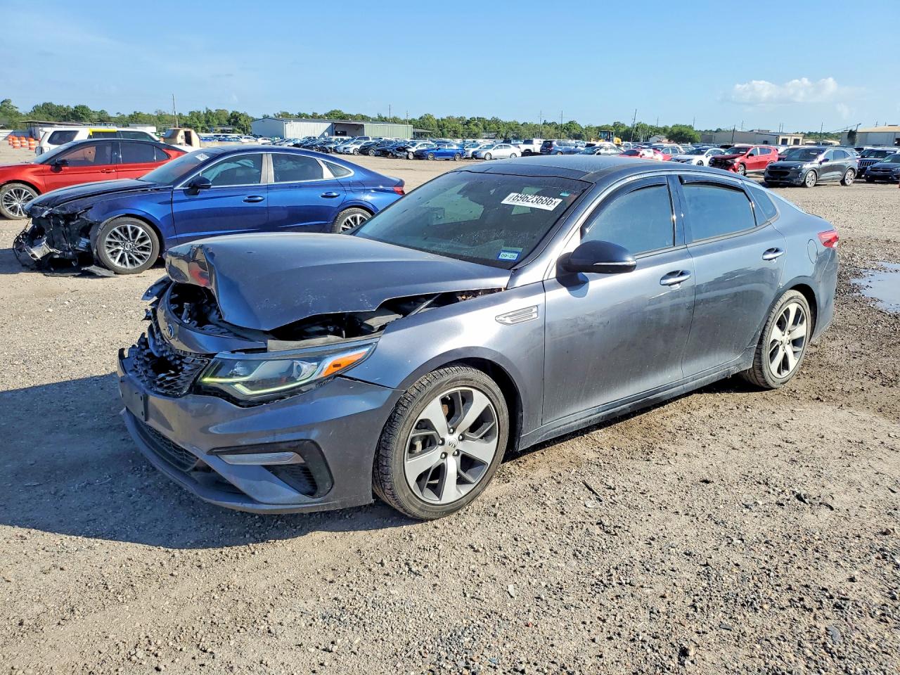 2020 KIA OPTIMA — Front 3/4