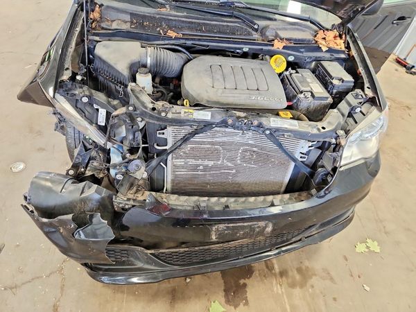 2018 DODGE GRAND CARAVAN — Engine bay