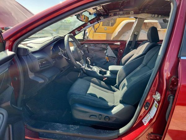 2020 SUBARU OUTBACK — DENT