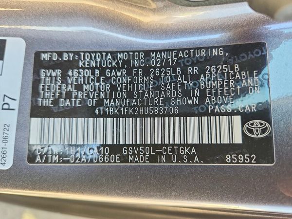 2017 TOYOTA CAMRY XLE/XSE — VINS