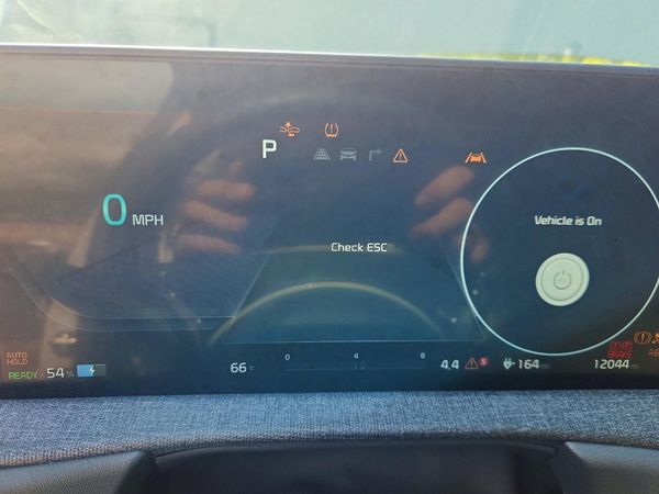 2024 KIA EV6 Light, Wind — ODOM