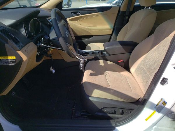 2014 HYUNDAI SONATA GLS/ GLS Popular — DENT