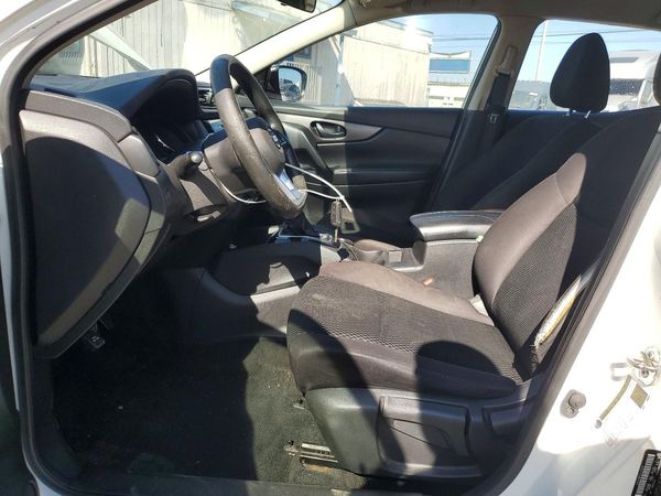 2019 NISSAN ROGUE SPORT — DENT
