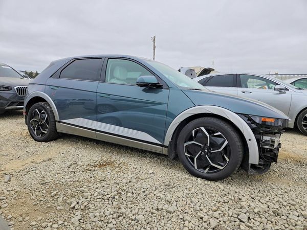 2024 HYUNDAI IONIQ — Passenger 3/4