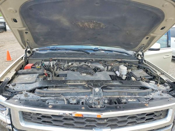2016 CHEVROLET TAHOE Police Vehicle — Engine bay