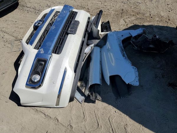 2016 TOYOTA 4RUNNER Base Grade — LOOS