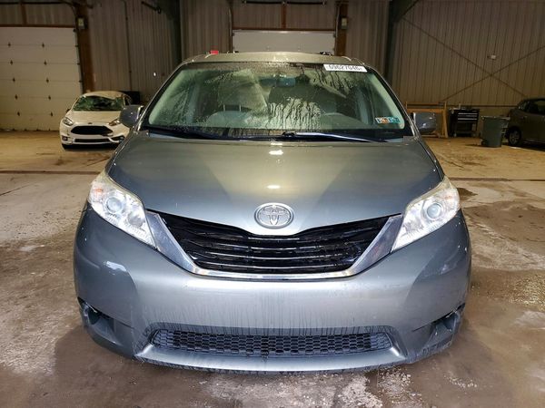 2014 TOYOTA SIENNA — DIRF