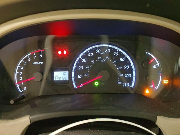 2014 TOYOTA SIENNA — ODOM
