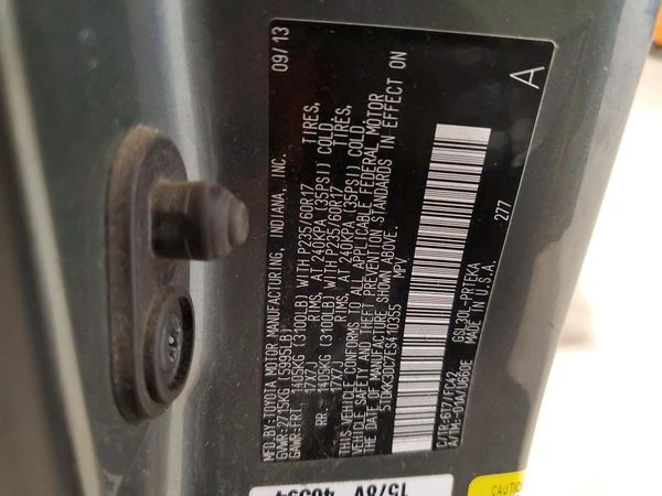2014 TOYOTA SIENNA — VINS