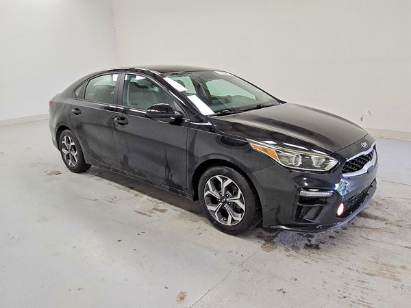 2020 KIA FORTE FE, LXS — Passenger 3/4