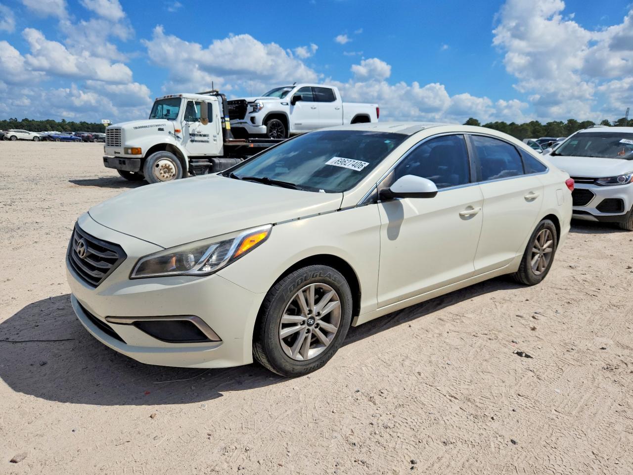 2016 HYUNDAI SONATA — Front 3/4