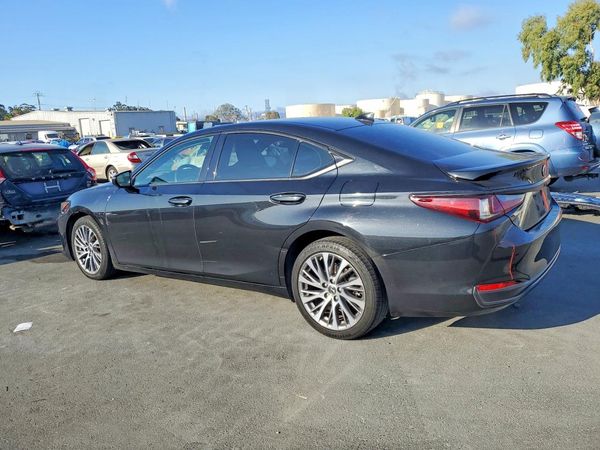 2021 LEXUS ES 300h Premium — DSRA