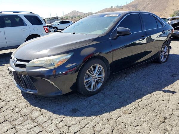 2015 TOYOTA CAMRY — DSFA — Front 3/4